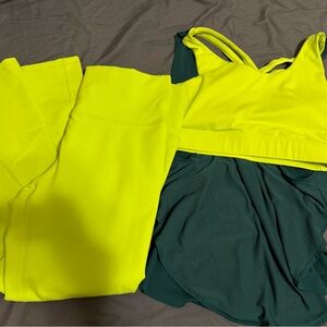 Fabletics PowerHold Medium leggings & Giselle Built-In Bra Small Tank